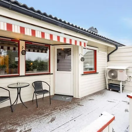 Cozy And Central Near Oslo Gardermoen Airport Apartmán
